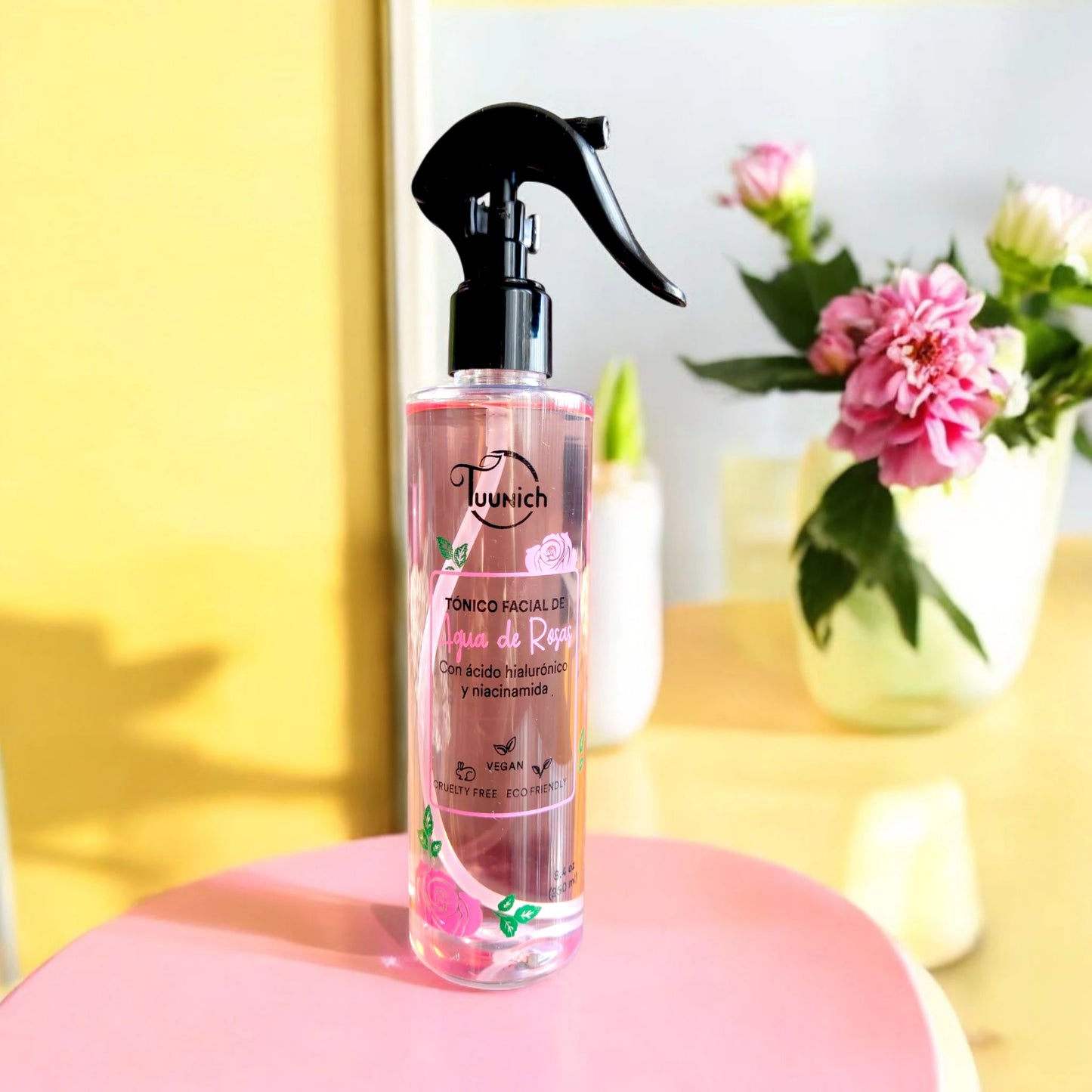 Tónico facial con agua de rosas