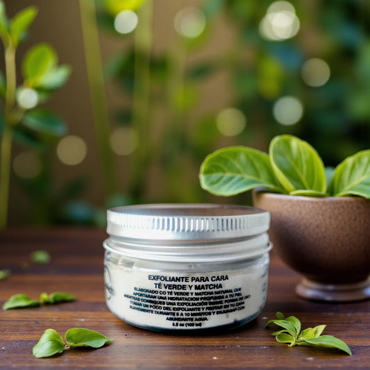 Exfoliante facial de Té verde con matcha